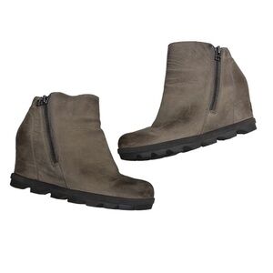 Sorel Womens Extended Joan of Arc Artic Wedge III Zip Boot Ash Brown Sz 8.5